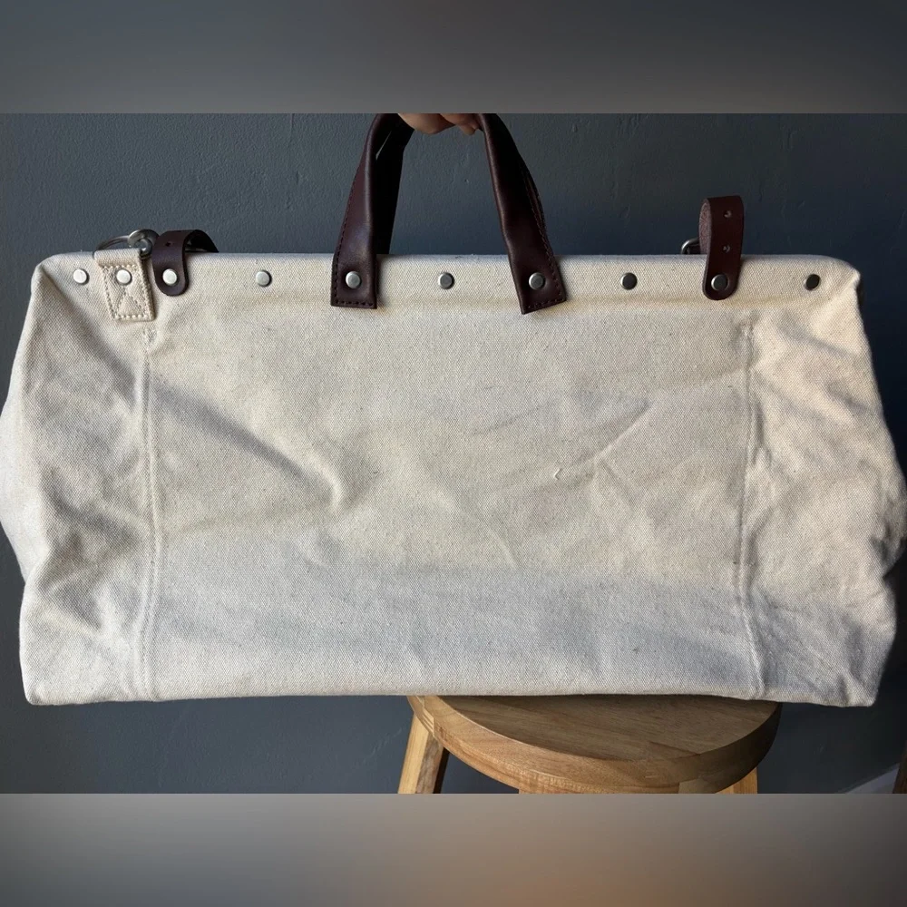 Line of Trade Weekender Bag - Off-White/Brown - Picture 6 of 13